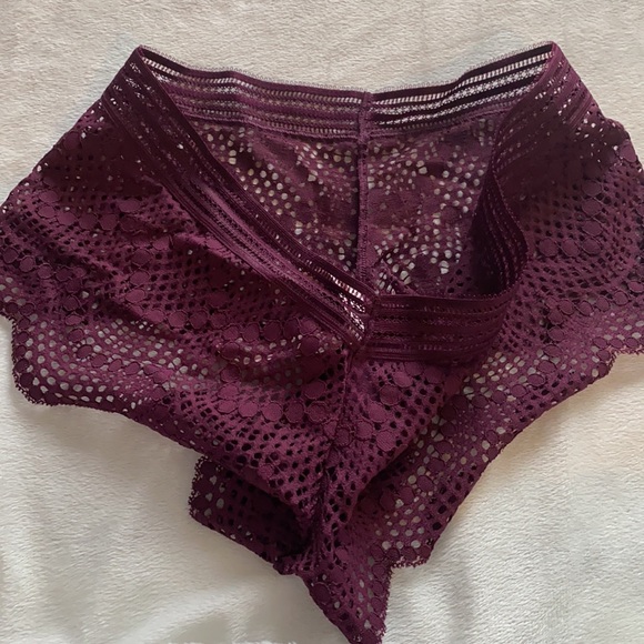 Victoria’s Secret Booty Panties - NWT - Picture 8 of 8